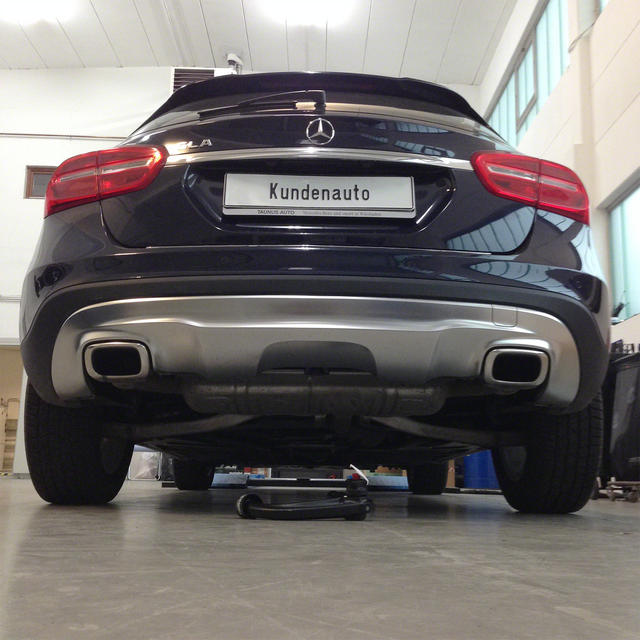 MERCEDES GLA-CLASS 2014 X156 Detachable Towbar with Electric Kit 13Pin